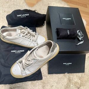 Saint Laurent Court Classic Low Rise Sneaker